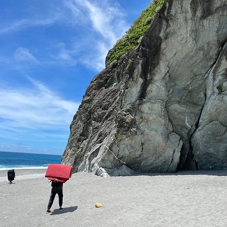 Heyyo Hostel Hualien Dış mekan fotoğraf